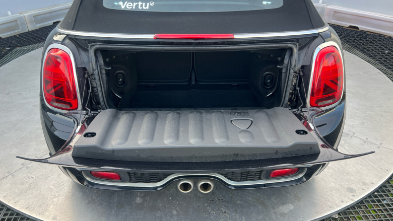 MINI Convertible 2.0 Cooper S Exclusive II 2dr Auto Petrol Convertible